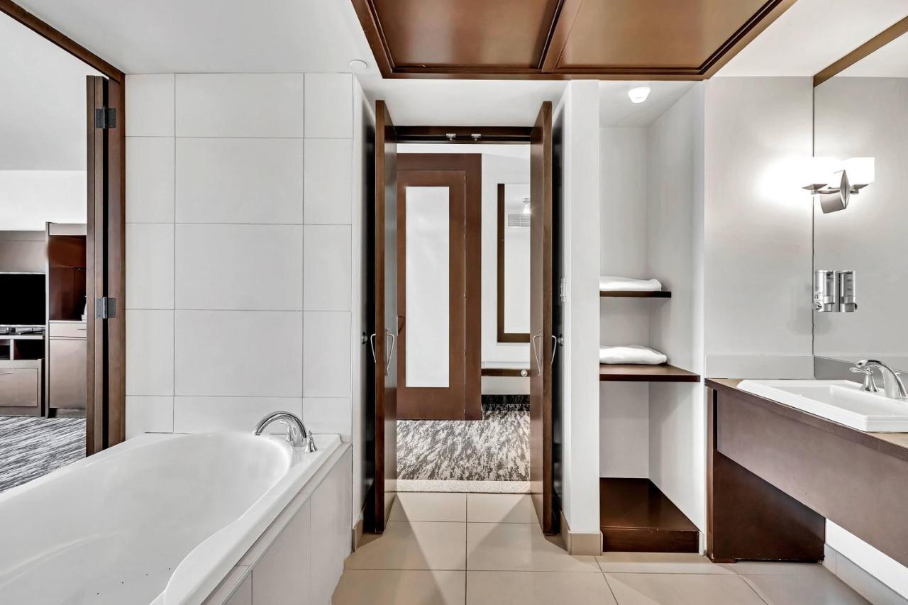 Hotel Mortagne Boucherville Zewnętrze zdjęcie