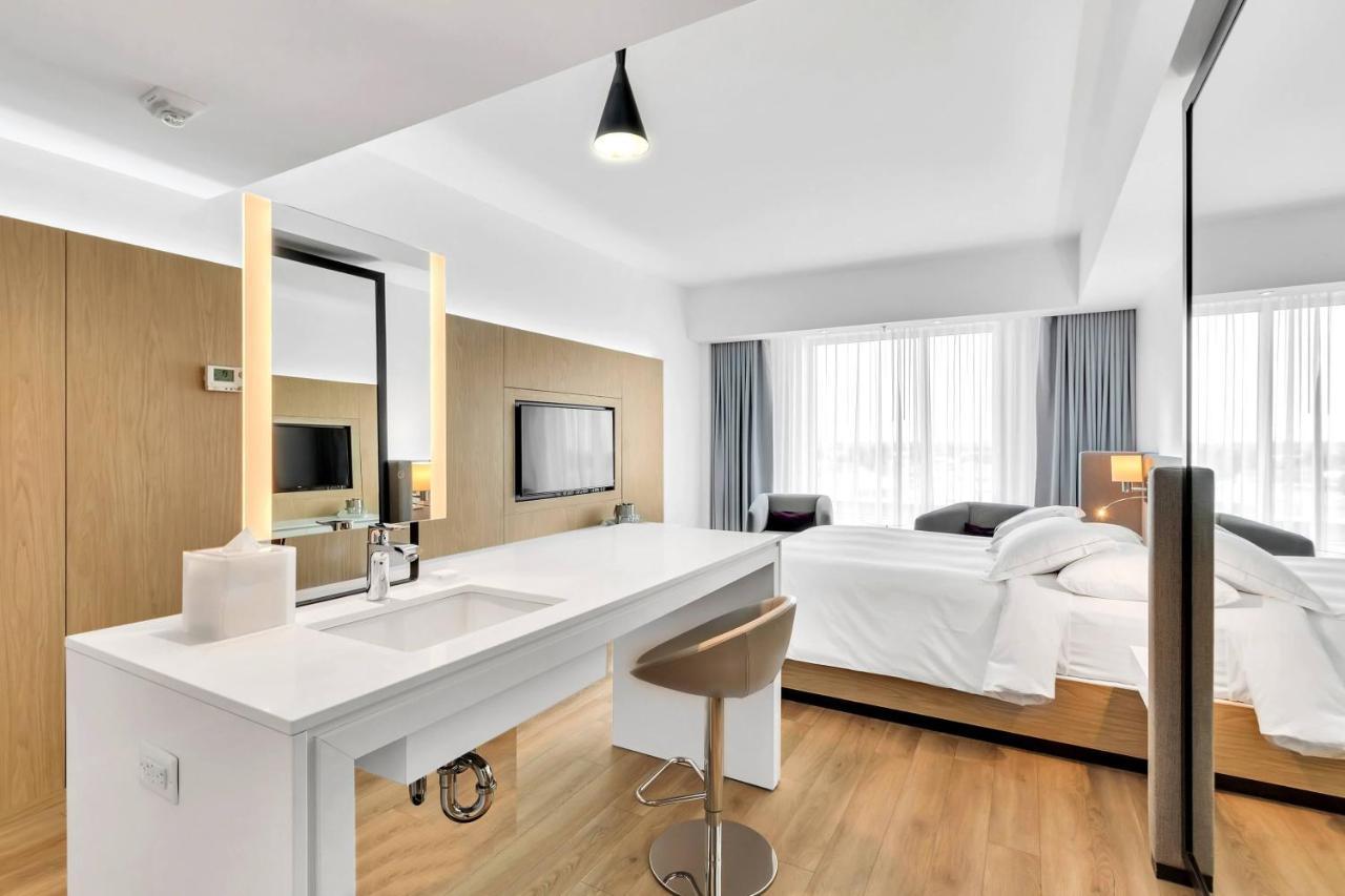 Hotel Mortagne Boucherville Zewnętrze zdjęcie