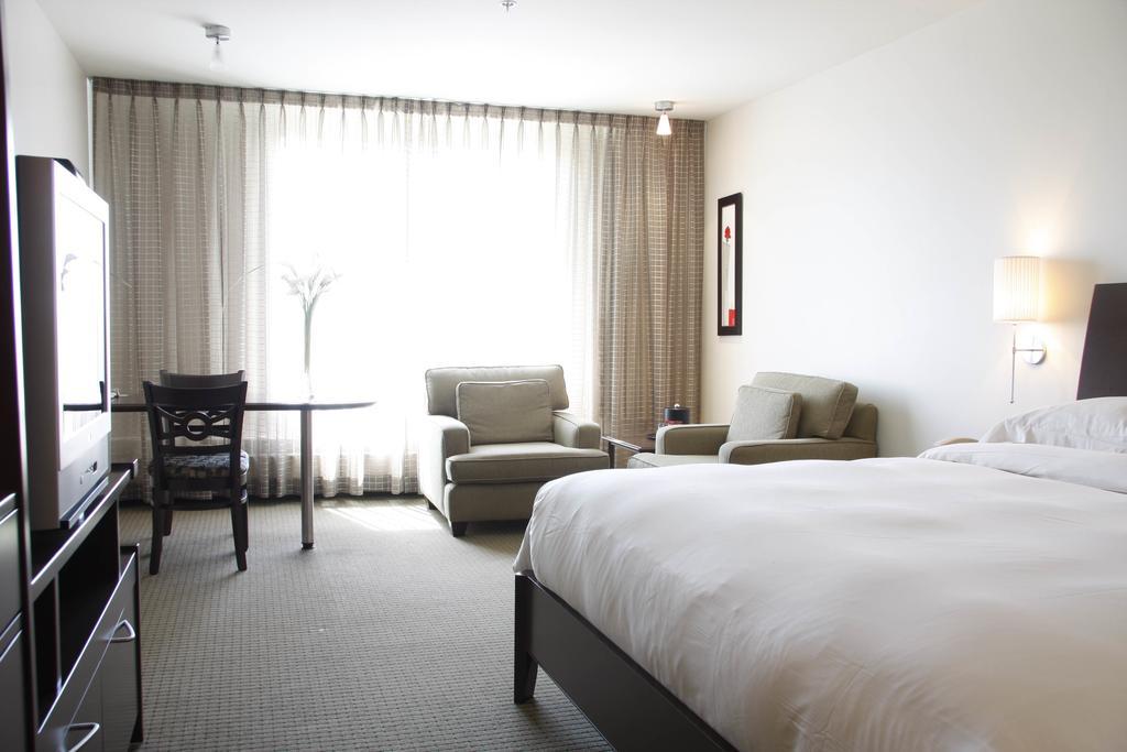 Hotel Mortagne Boucherville Zewnętrze zdjęcie