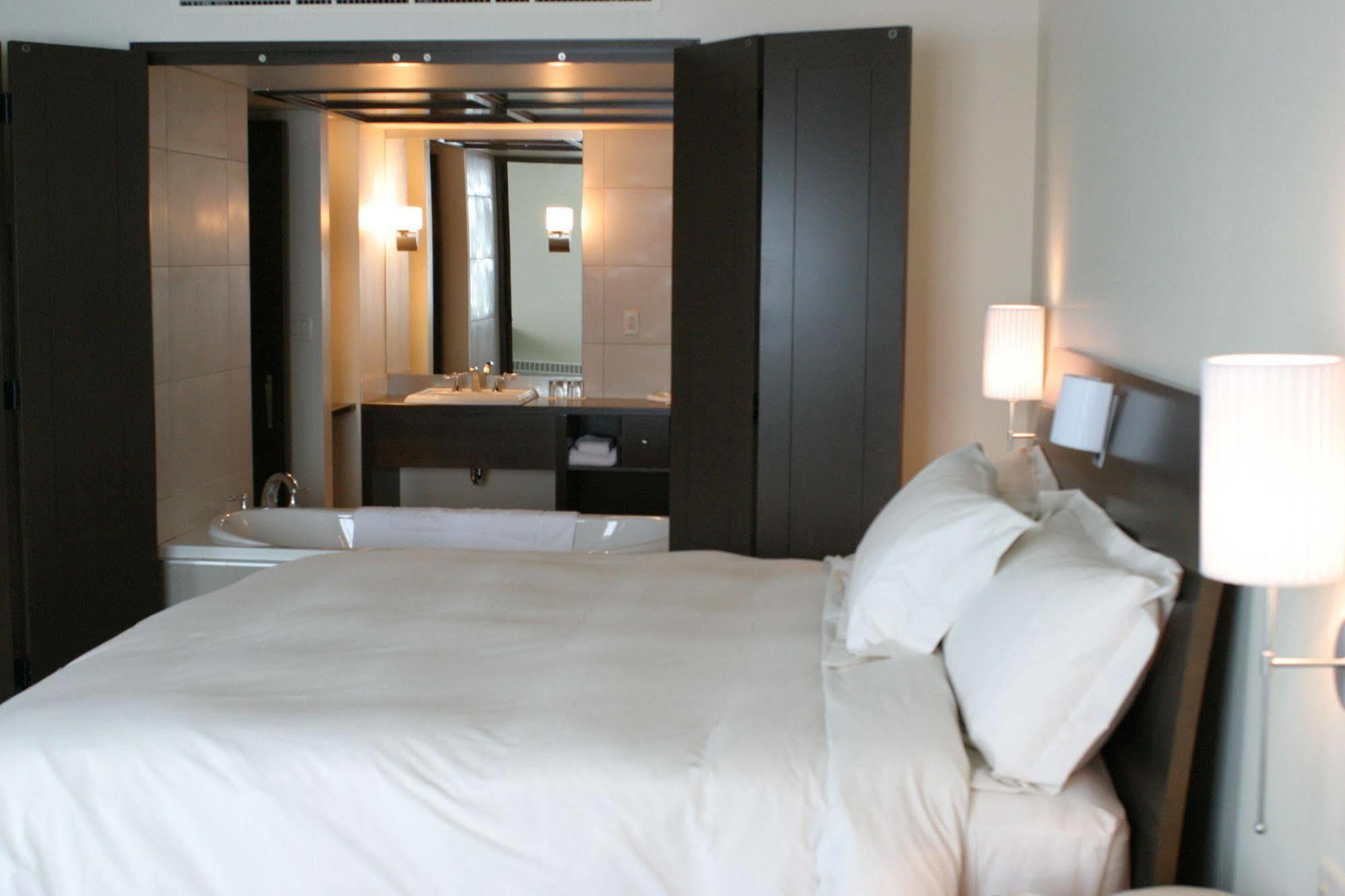 Hotel Mortagne Boucherville Zewnętrze zdjęcie