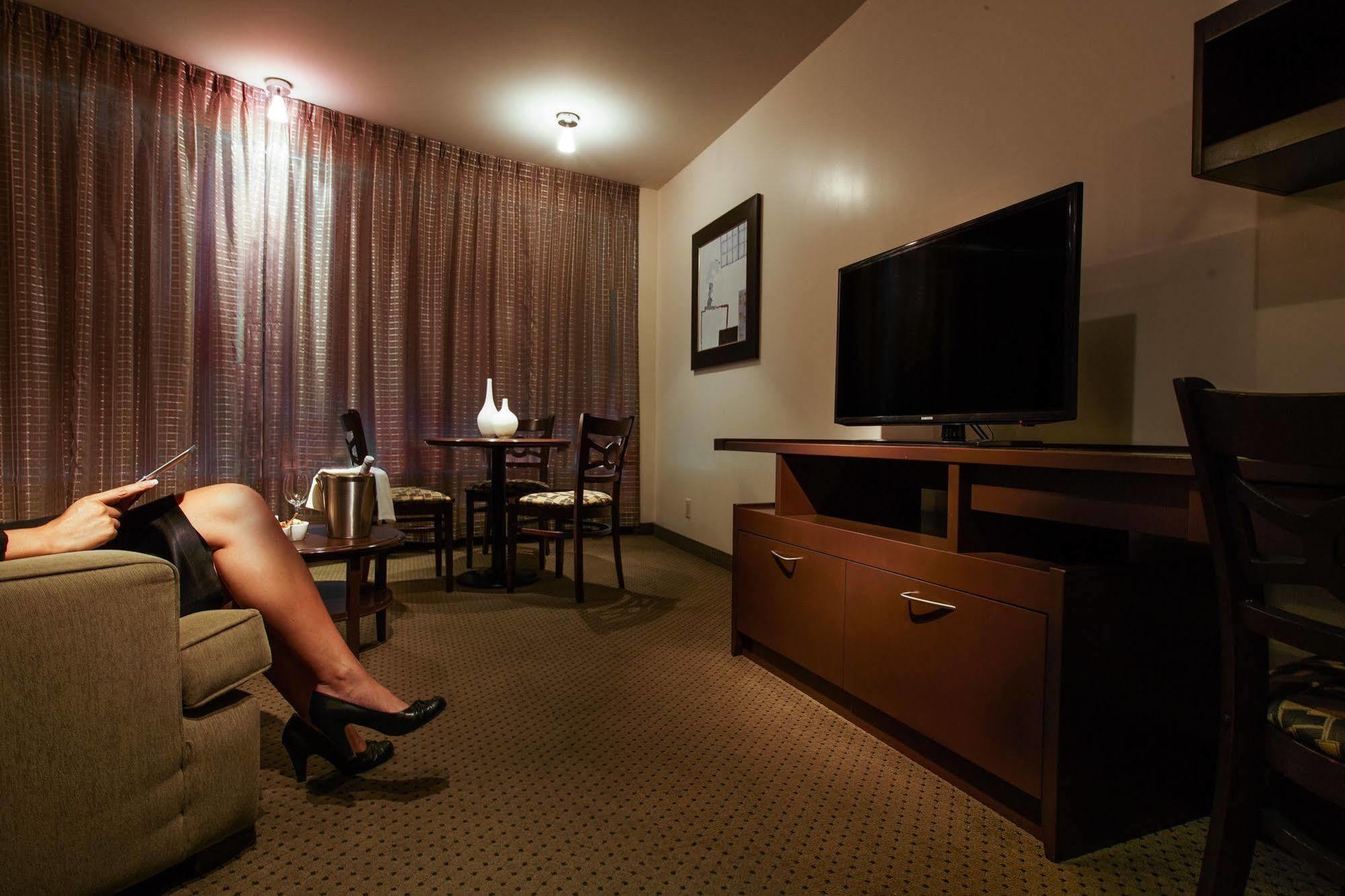 Hotel Mortagne Boucherville Zewnętrze zdjęcie